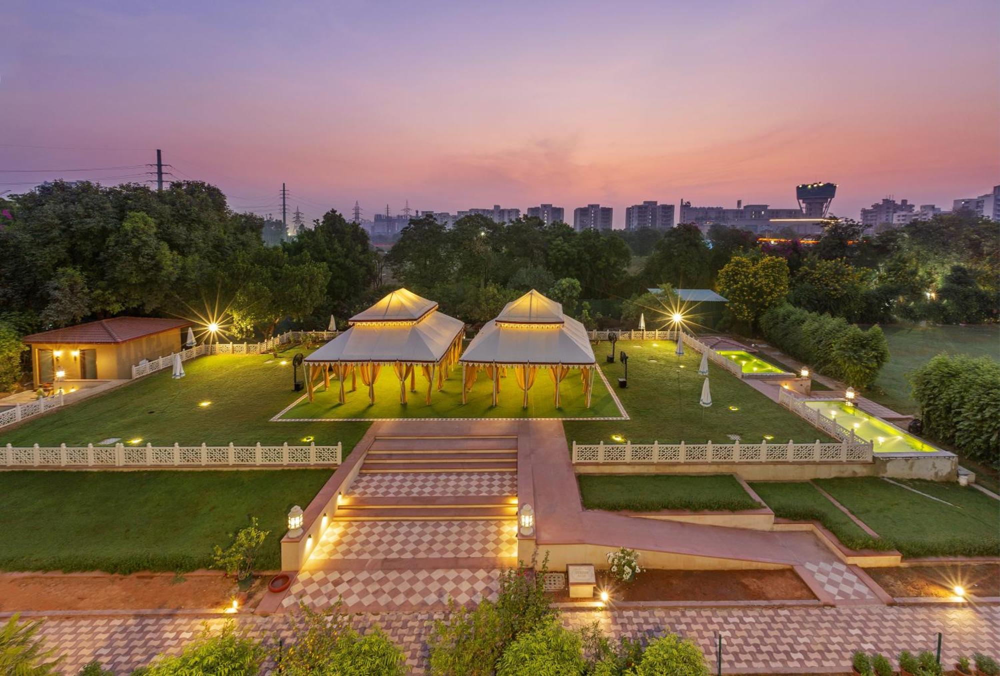 Heritage Village Resort & Spa Manesar-Гургаон Екстериор снимка