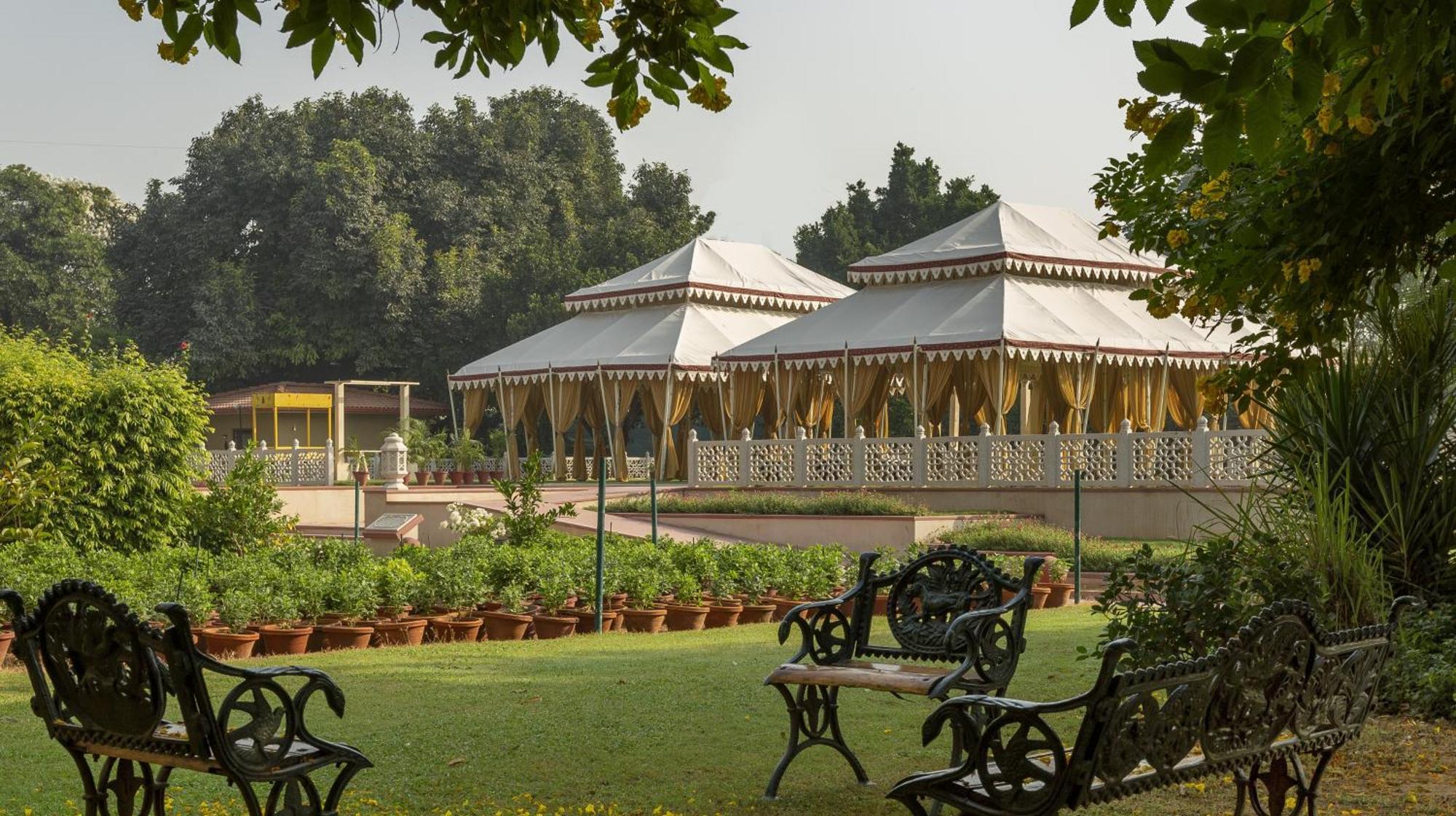 Heritage Village Resort & Spa Manesar-Гургаон Екстериор снимка