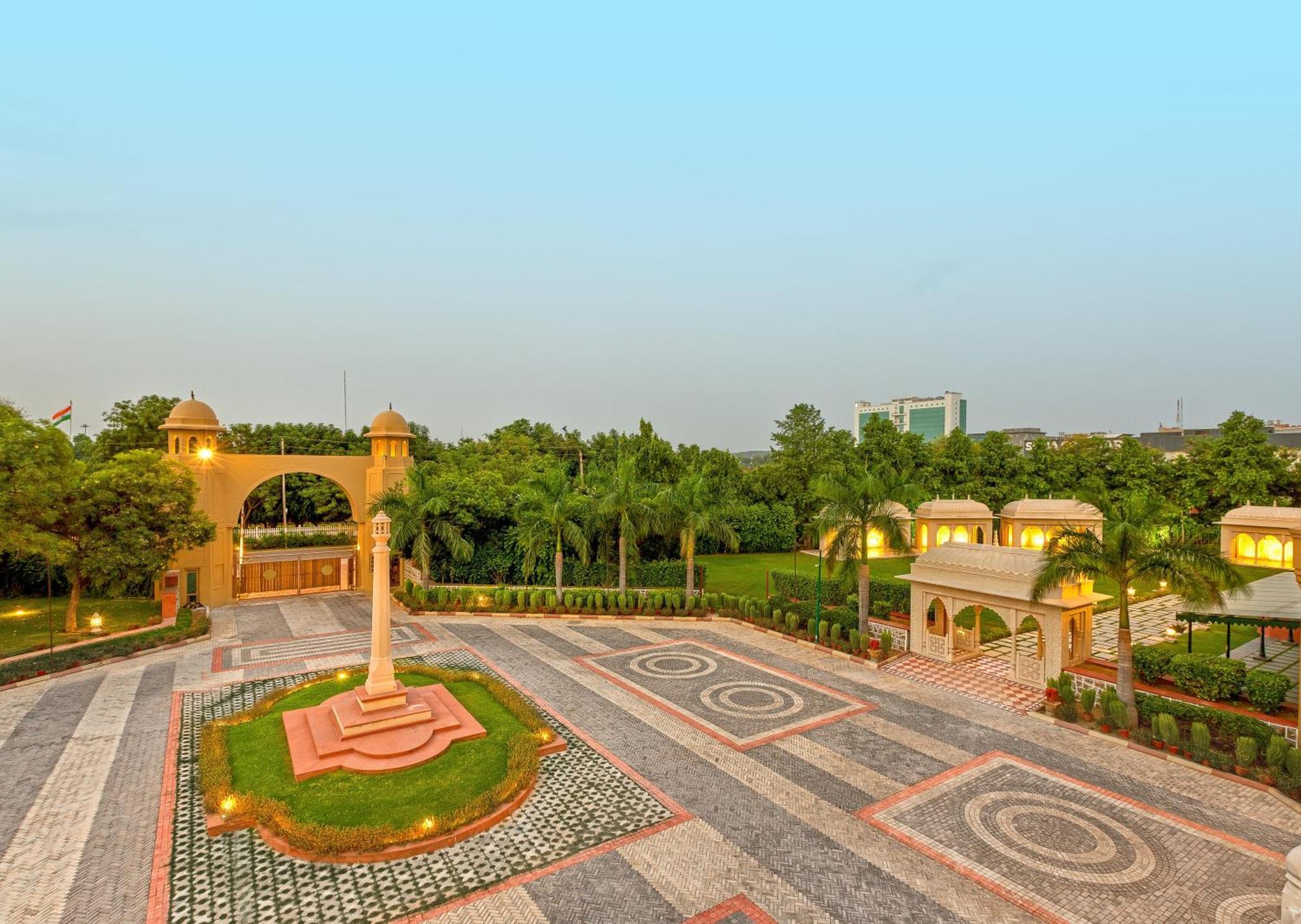 Heritage Village Resort & Spa Manesar-Гургаон Екстериор снимка
