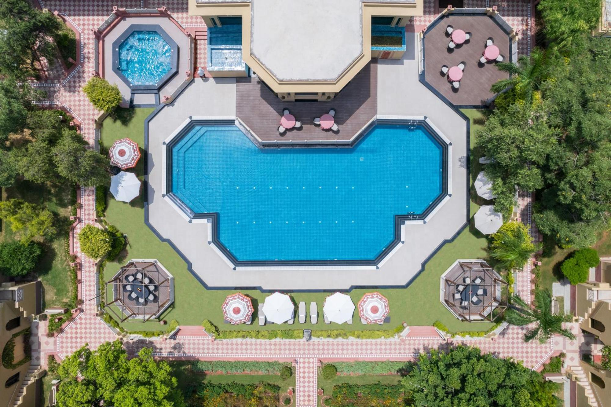 Heritage Village Resort & Spa Manesar-Гургаон Екстериор снимка