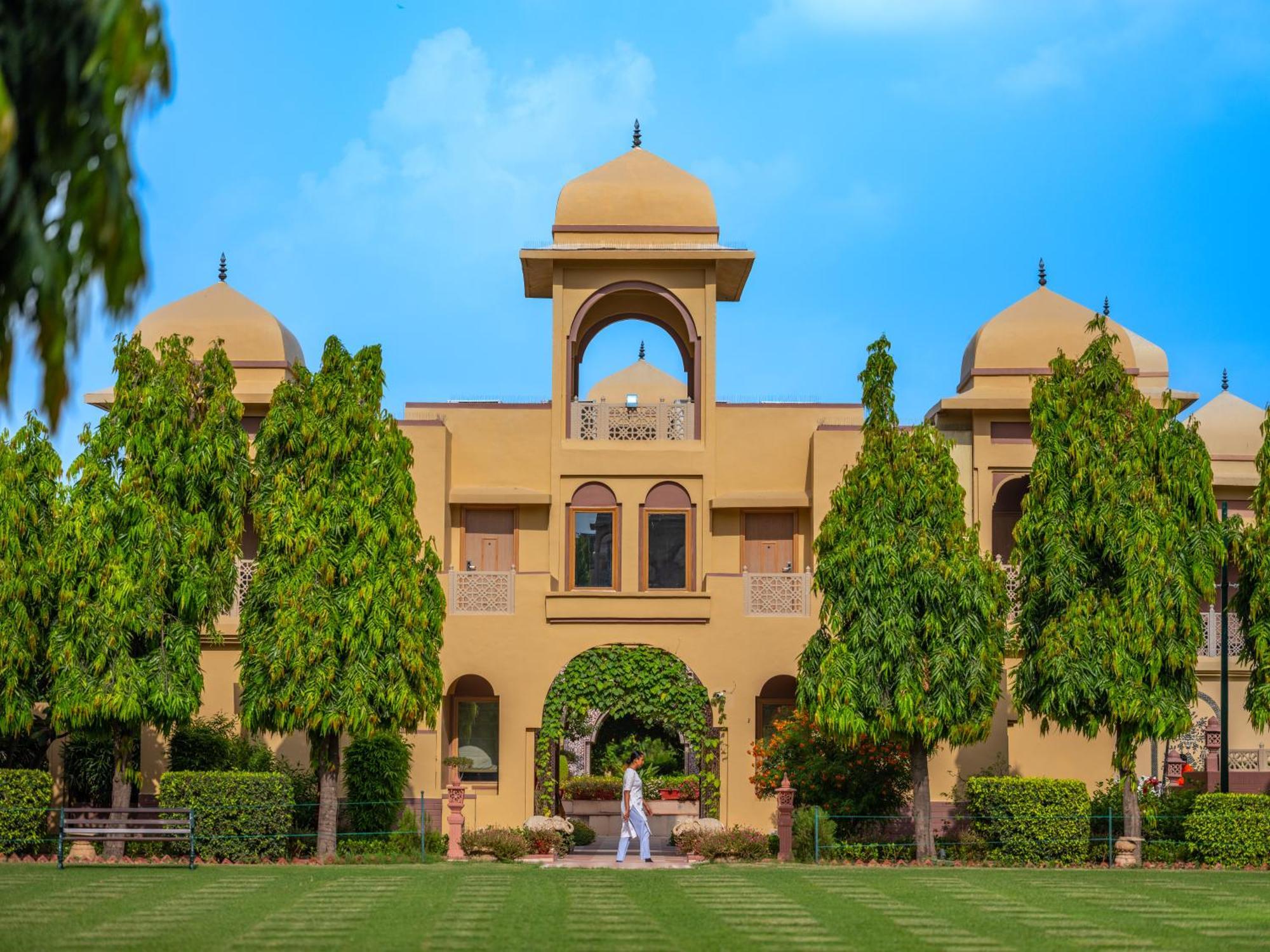 Heritage Village Resort & Spa Manesar-Гургаон Екстериор снимка
